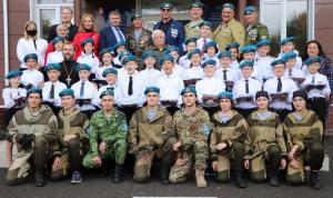 В школе №85 состоялось посвящение в кадеты и выставка военной техники