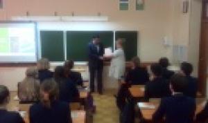 Депутат городского Совета Уфы Тагир Сафиуллин провел урок экологии в школе №157