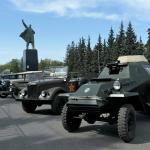 Выставка военной техники и ретро-автомобилей в Уфе