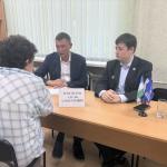 В формате прямого диалога