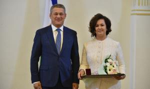 Депутат Танзиля Нигматуллина отмечена государственной наградой