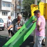 Андрей Борисов встретился с жителями дома по улице Айской