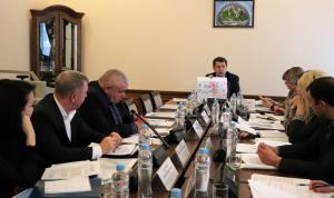 Состоялось заседание комиссии по промышленности и экономическому развитию