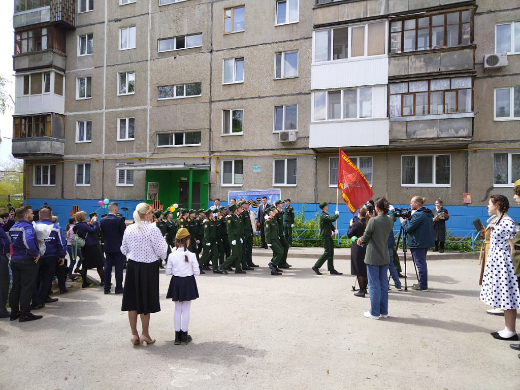 В Советском районе Уфы состоялась акция «Персональный концерт для ветерана»