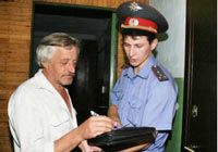 "Здравствуйте, я ваш участковый полиции"