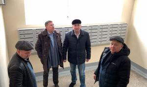 Андрей Борисов проверил качество ремонта подъездов в Советском районе Уфы