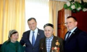 Депутаты поздравили ветеранов