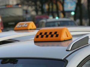13 апреля вступают в силу важные для таксистов поправки в ПДД