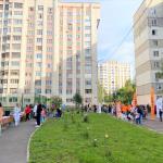 В кругу соседей