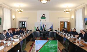 Депутаты готовятся к заседанию городского Совета