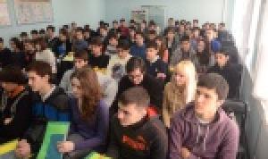 Молодежная палата приняла участие в организации олимпиады по физике Молодежная палата приняла участие в организации олимпиады по физике