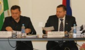 На заключительном в 2012 году заседании депутаты рассмотрят около 20 вопросов